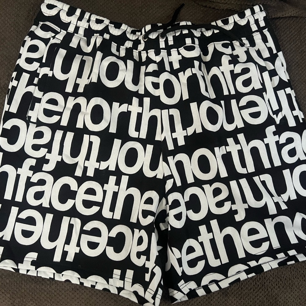 The North Face men’s Graphic All Over Print Shorts